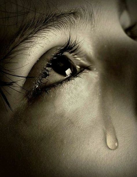 Tears Photography, Crying Photography, Tears In Eyes, Crying Face, Background Images For Quotes, Phone Wallpaper For Men, Best Poses For Men, Photo Pose For Man, Photo Art Gallery