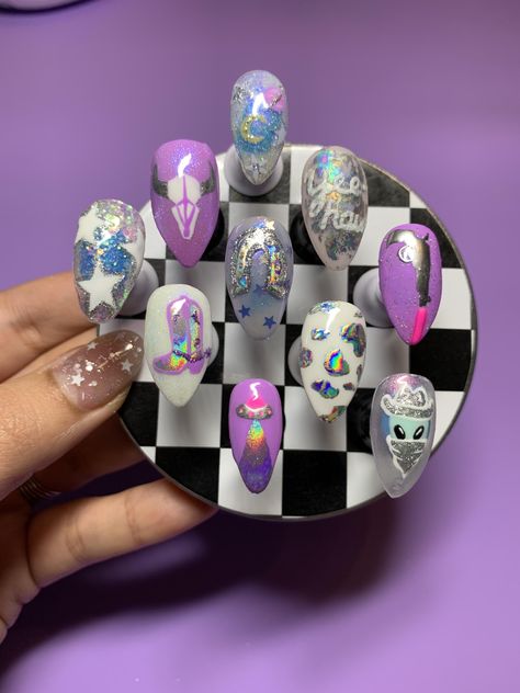 Space Cowgirl Nail Ideas, Space Nail Art Designs, Cosmic Cowgirl Nails, Rhinestone Cowgirl Nails, Cowgirl Disco Nails, Disco Cowboy Nails, Disco Cowgirl Nail Designs, Space Cowboy Nails, Space Cowgirl Nails