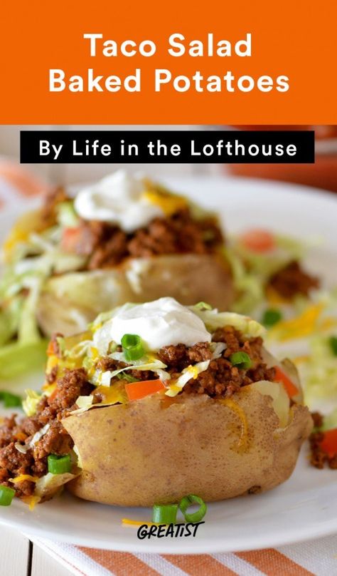 Taco Salad Baked Potatoes Taco Potatoes, Baked Potato Bar, Potato Bar, Baked Asparagus, Baked Potato Recipes, Beef And Potatoes, Ground Beef Recipes For Dinner, Taco Salad, Best Chicken Recipes