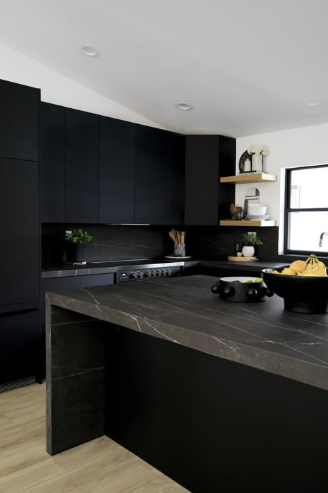 HOME SWEET RENO // OUR MODERN BLACK KITCHEN WITH SAPIENSTONE PORCELAIN — Me and Mr. Jones Kitchen Narrow, All Black Kitchen, Black Kitchen Design, Modern Black Kitchen, Kabinet Dapur, Narrow Kitchen, Kitchen Black, Decor Ideas Kitchen, Galley Kitchen