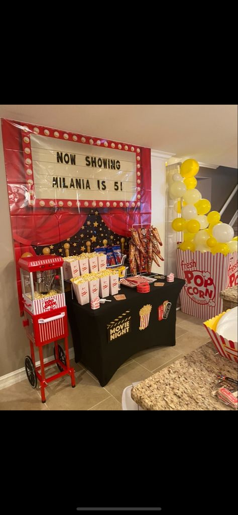 Movie Party Decorations Diy, Movies Birthday Party Ideas, Movie Night Adult Party, Movie Theater Birthday Party Ideas, Movie Theater Party Ideas, Movie Night Set Up, Movie Night Themed Birthday Party, Movie Theater Birthday Party, School Foyer