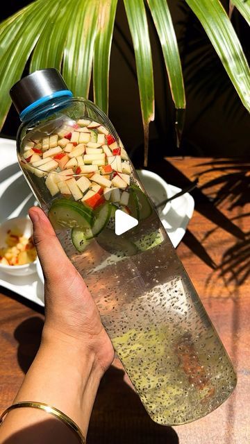 Sim k on Instagram: "Ep 47/50 Weightloss Recipes   Sip on this refreshing detox water daily for radiant, glowing skin that no one can resist! 🌟💧   #DetoxWater #HealthyLifestyle #GlowingSkin #NaturalBeauty #Hydration #FitnessGoals #WellnessJourney #SkinCareRoutine #HealthyHabits #BeautyTips #DrinkWater #CleanEating #DailyDetox #FreshStart #Hydrate   detox water, glowing skin, radiant skin, apple slices, cinnamon sticks, chia seeds, cucumber slices, healthy lifestyle, hydration, fitness goals, wellness journey, skincare routine, healthy habits, beauty tips" Detox Water For Glowing Skin, Apple Detox Water, Chia Seed Water, Cucumber Detox Water, Protein Pudding, Detox Water, Apple Slices, Chia Seeds, Pudding Recipes