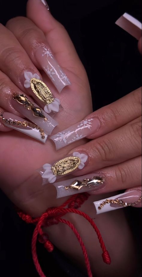 Nail Ideas Blinged Out, Latina Christmas Nails, Medium Latina Nails, Marry Nails, Virgin Mary Nails Designs, Virgen Nails, Mexican Acrylic Nails, Guadalupe Nails, San Judas Nails