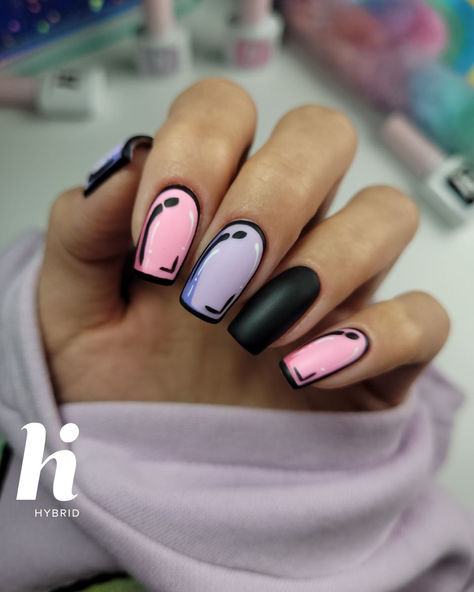 My hope is to share my knowledge with you so you too can expand your love for the arts. Thank you for your interest! Cartoon Nails Acrylic Short, Cartoon Gel Nails, Doodle Nails Art Designs, Cartoon Short Nails, Cartoon Style Nails, Easy Character Nails, Short Cartoon Nails, Animated Nails, Cartoon Nails Acrylic