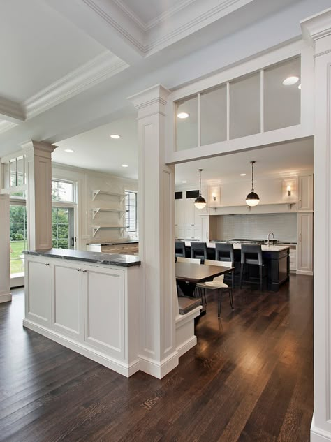 Kitchen Island With Columns, Open Kitchen And Dining Room, Half Wall Kitchen, Open Kitchen And Dining, Kitchen Pass Through, Dining Room Layout, Kitchen Layouts With Island, Casa Clean, Traditional Kitchen Design