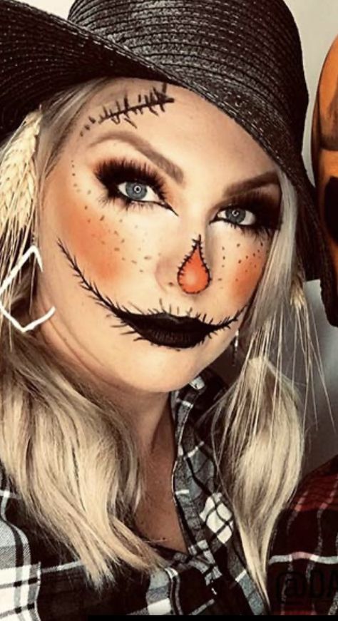 Cute Scarecrow Costume For Women, Cute Scarecrow Costume, Scarecrow Face Paint, Catwoman Halloween, Catwoman Halloween Costume, Halloween Costumes Scarecrow, Scarecrow Makeup, Scarecrow Halloween, Scarecrow Face