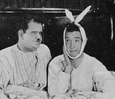 Laurel & Hardy Toothache. I need to make another trip to the dentist Laurel Hardy, Dental Tourism, Great Comedies, Comedy Duos, Abbott And Costello, Laurel And Hardy, Classic Comedies, Best Teeth Whitening, Film History