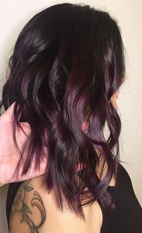 Want your hair color to last longer than your last relationship did? Use these top-rated hair care products Merlot Hair Color, Pelo Color Borgoña, Pelo Color Vino, Rambut Brunette, Dark Purple Hair, Plum Hair, Balayage Blonde, Birthday Hair, Brunette Color