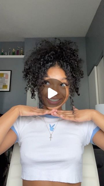 Cute Curly Hairstyles Ponytail, Natural Curly Hair Ponytail Styles, Curly Drawstring Ponytail Hairstyles, Pineapple Ponytail, Curly Ponytail Hairstyles For Black Hair, Low Ponytail Curly Hair, High Ponytail Natural Hair, Curly Ponytail Natural Hair, Messy Curly Ponytail