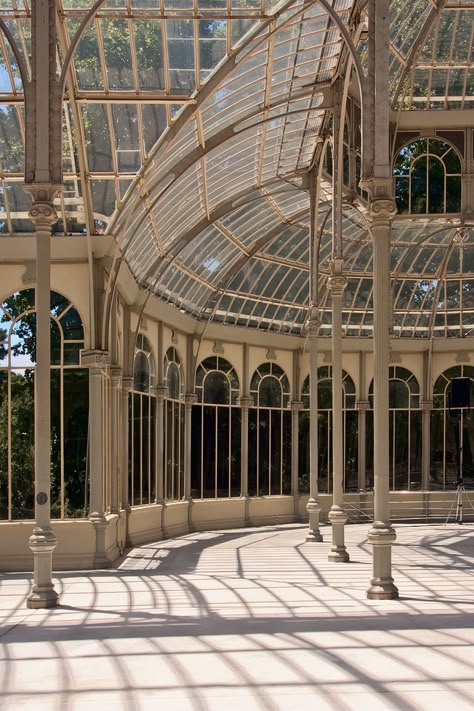 Crystal Palace Madrid, Retiro Park Madrid, Greenhouse Venue, Deco Photo, Retiro Park, Victorian Greenhouses, Hot House, Glass Building, Forest House