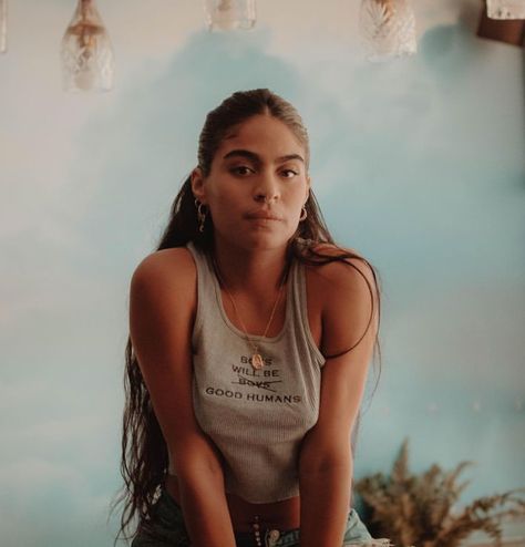 Jessie Reyez Aesthetic, Jessie Reyes, 2024 Books, Jessie Reyez, Female Icons, Jewerly Set, Room Prints, Artist Aesthetic, Oh My Love