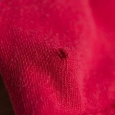 How to Mend a Small Hole in Cotton Clothing Visible Mending Stitches, Mending Clothes, Sewing Tricks, Sewing Alterations, Make Do And Mend, Visible Mending, Repair Clothes, Smart Ideas, Diy Closet