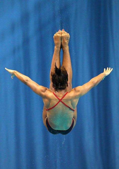 Clavados Diving Dive Team Aesthetic, Olympic Diver Aesthetic, Diving Olympic, Springboard Diving Aesthetic, Diving Sport, Diving Aesthetic Sport, Diving Board Aesthetic, Spring Board Diving, Springboard Diving