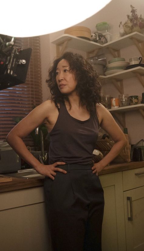 Eve Polastri, Woman Loving Woman, Sandra Oh, Shes Perfect, Killing Eve, Jodie Comer, Eve Outfit, New Years Eve Outfits, Pretty Woman