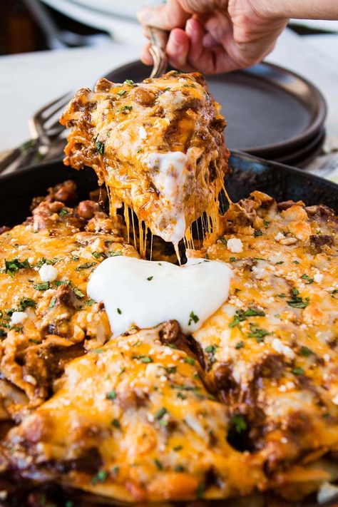 One-Skillet Ground Beef Enchilada Casserole Recipe - Oh Sweet Basil Ideas With Ground Beef, Casserole Enchilada, Skillet Enchiladas, Recipes Using Ground Beef, Ground Beef Enchiladas, Beef Enchilada, Enchilada Casserole Recipes, Ground Beef And Potatoes, Fried Chicken Breast