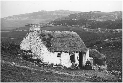 Traditional Farmers Cottage, Portsalon, Fanad  (Mid-Late 1800's) Detached Patio, Tan Siding, Terrace Office, Roofing Repair, Tin Roofing, Irish Cottages, Glass Roofing, Roofing Styles, Roofing Colors