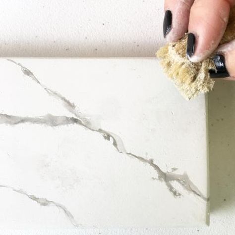 Faux Marble Painted Tile Floor, Faux Marble Paint Techniques, Stone Effect Paint, Marble Effect Paint, Marble Tutorial, Marble Diy, Katie Homes, Faux Marble Paint, Faux Painting Techniques