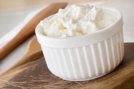 Yogurt Substitute, Quark Recipes, Mascarpone Recipes, Quark Cheese, Thick Yogurt, Types Of Cheese, Fool Proof Recipes, Spiced Rum, Lime Pie