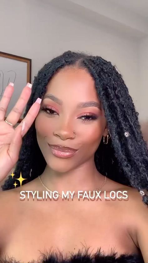 Hair Scarf Styles, Big Box Braids Hairstyles, Faux Locs Hairstyles, Twist Braid Hairstyles, Box Braids Hairstyles For Black Women, Quick Braided Hairstyles, Box Braids Styling, Cute Box Braids Hairstyles, Hair Twist Styles