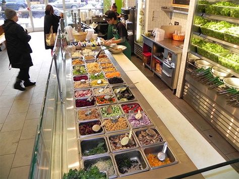 The 25 Most Innovative Consumer and Retail Brands Salad Bar Restaurant Design, Salad Bar Cafe, Sandwich Shop Decor, Soup Shop Design, Salad Restaurant Interior, Soup Restaurant Design, Modern Deli Design, Sandwich Restaurant Design, Salad Restaurant Design