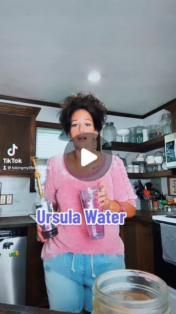 Grape Water Recipe, Wylers Water Recipes, Ocean Water Drink Recipe, Water Drink Recipes, Water Tock Recipes, Water Drink Mix Recipes, Unicorn Water Recipe, Buchanan Drinks, How To Naturally Flavor Water