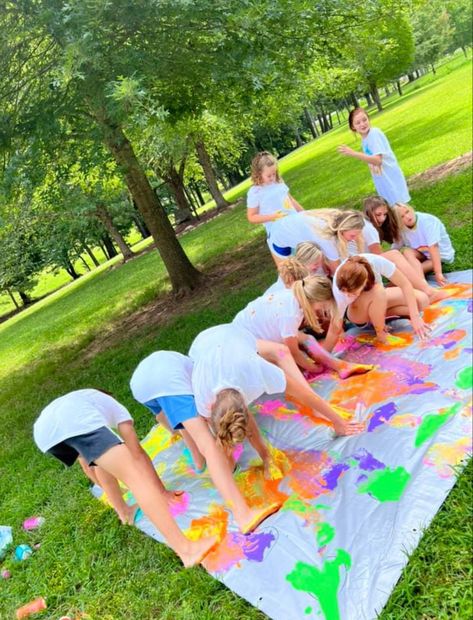 Messy Twister, Paint Twister, Sorority Recruitment Tips, Ideas Sleepover, Summer Bucket List For Teens, Summer Camp Aesthetic, Neon Birthday Party, Bucket List For Teens, Lake Party