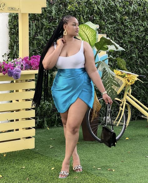 Apple Shape Black Women, Plus Size Club Outfits Night Out Summer, Plus Size Club Outfits Night Out, Chubby Baddie, Vegas Looks, Black Feminity, Club Outfit Night, Plus Size Baddies, Apple Shape Outfits