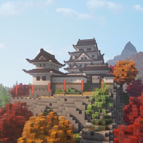 Minecraft Japanese Tree, Japanese Castle Minecraft, Samurai Castle, Gujo Hachiman, Minecraft Japanese House, Small Castle, Minecraft Japanese, Bangunan Minecraft, Minecraft Cottage