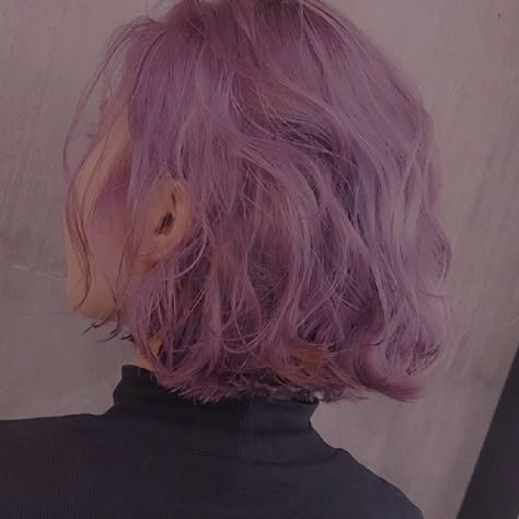 Dyed Hair Aesthetic Faceless, Amity Hairstyle, Purple Hair Aesthetic Faceless, Amity Blight Hairstyle, Violet Hair Aesthetic, Amity Blight Hair, Lilac Hair Aesthetic, Lavender Hair Aesthetic, Light Purple Short Hair