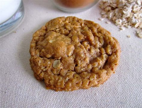 Biscoff Oatmeal Cookies Biscoff Oatmeal Cookies, Biscoff Oatmeal, Granola Cookies, Biscoff Cookie Butter, Protein Oatmeal, Biscoff Spread, Biscoff Cookies, Butter Recipes, Cookie Butter