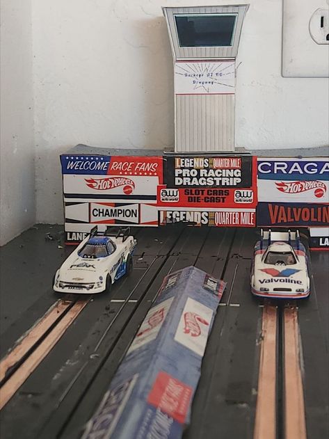 Tyco Slot Cars, Slot Car Drag Racing, Buckeye Arizona, Afx Slot Cars, Scale Top, Car Funny, Ho Slot Cars, Race Tracks, Boys Day