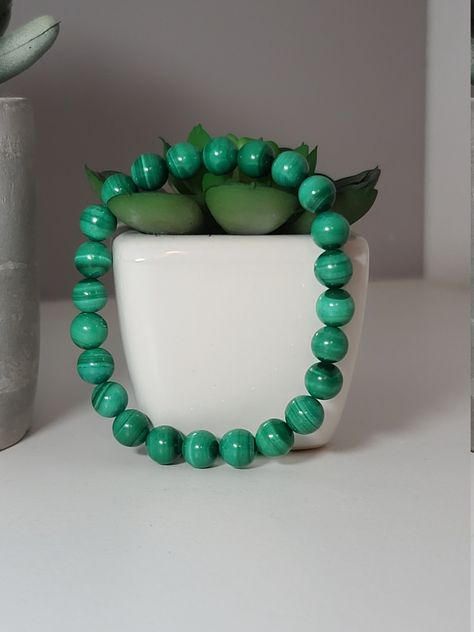 Malachite Crystal, Galaxy Wallpaper Iphone, Malachite Bracelet, Star Bracelet, Wishes For You, Jade Beads, Positive Change, Heart Pendant Necklace, Colour Tone