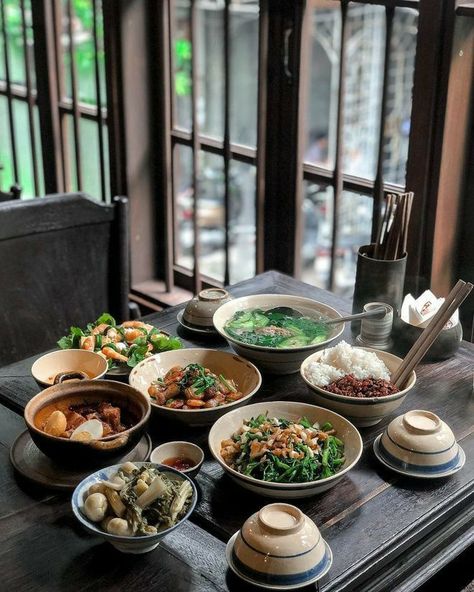 Thai Fusion Food, Thai Food Photography, Asian Food Photography, Architecture Restaurant, Bar Restaurant Design, Different Types Of Food, Viet Food, Vietnam Food, China Food