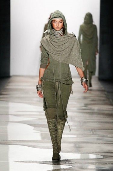 Featured Collection – Urban Zen SS16 | Eco Fashion Talk Solarpunk Fashion, Dystopian Fashion, Military Chic, Post Apocalyptic Fashion, Greg Lauren, Star Wars Fashion, Mode Tips, Apocalyptic Fashion, Futuristic Fashion