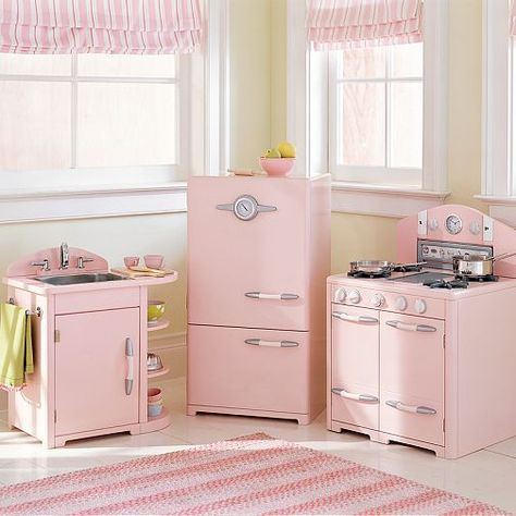 Pottery Barn Kids Kitchen, Pink Appliances, Pink Retro Kitchen, Pottery Barn Kitchen, Retro Rooms, 1950s Kitchen, Play Kitchen Sets, Green Pottery, Casa Vintage