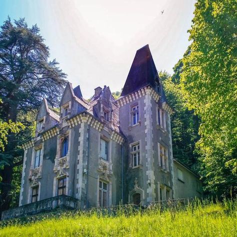 chateau for sale – Escapist To The Country Chateau For Sale, French Castle, French Castles, Thermal Spa, Ski Town, Ski Resorts, French Property, Mountain Resort, Gothic Style