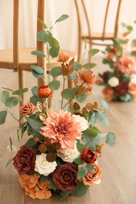 Terracotta Wedding Aisle Flowers, Simplistic Wedding Centerpieces, Fall Flower Centerpieces For Table, Terracotta Wedding Centerpieces, Simple Fall Centerpieces For Table, November Wedding Centerpieces, Terracotta Wedding Theme, Fall Wedding Floral Arrangements, Artificial Flower Arrangements Wedding