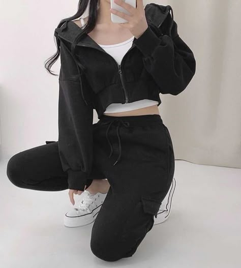 null # amreading # books # wattpad Style Korea, Sweater Style, Crop Hoodie, Crop Sweater, Sweatshirt Hoodie, Hoodie Sweatshirt, Sweater Hoodie, Sweatpants, Books