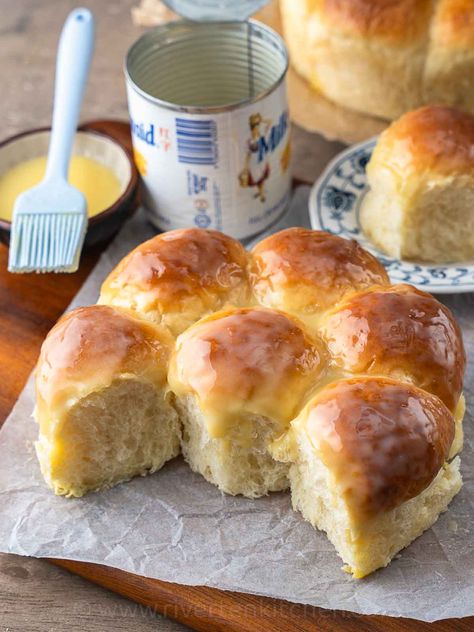 The Softest Condensed Milk Bread Condensed Milk Buns, Condensed Milk Bread, Cheese Bread Rolls, Stand Mixer Recipes, Sweetened Condensed Milk Recipes, Milk Bread Recipe, Milk Bun, Mixer Recipes, How To Store Bread