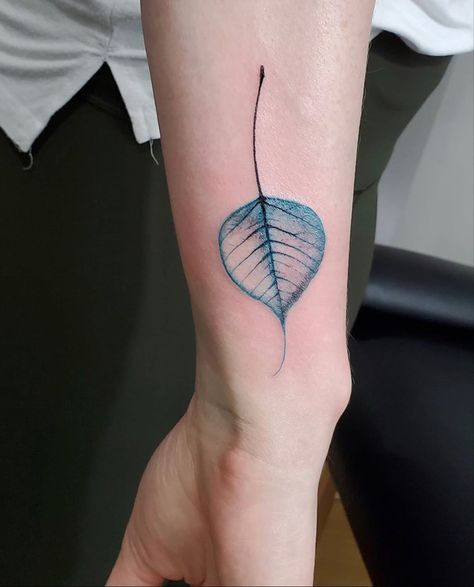 Bodhi Leaf Tattoo, Small Leaf Tattoo, Tattoos For Baby Boy, Boys Tattoo, Tattoos Instagram, Leaf Tattoo, Bodhi Leaf, Human Canvas, Boy Tattoos