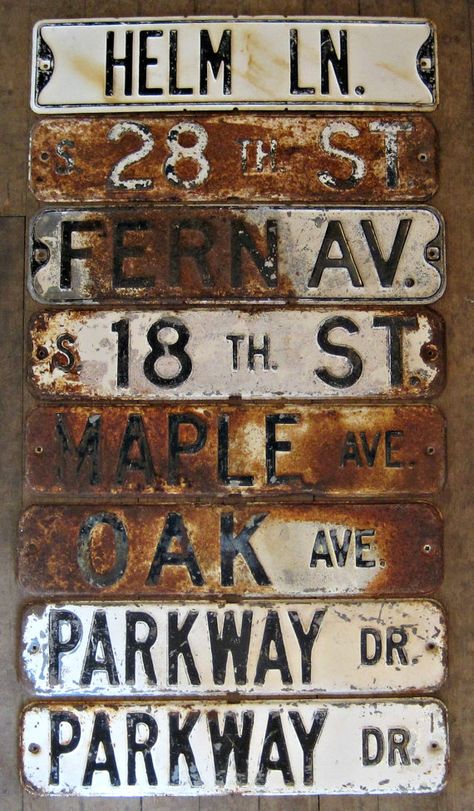 Street Signs Urban Industrial Decor, Magnet Boards, Vintage City, Urban Decor, Small Pantry, Vintage Industrial Decor, Urban Industrial, Old Street, Style Deco