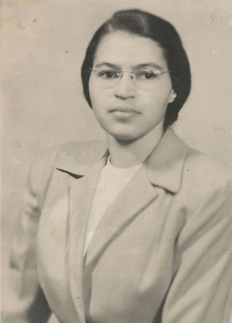 The Rebellious Life of Mrs. Rosa Parks African American History Month, Civil Rights Leaders, Historical Artwork, Rosa Parks, Civil Rights Movement, Park Photos, Private Life, African American History, Black Excellence