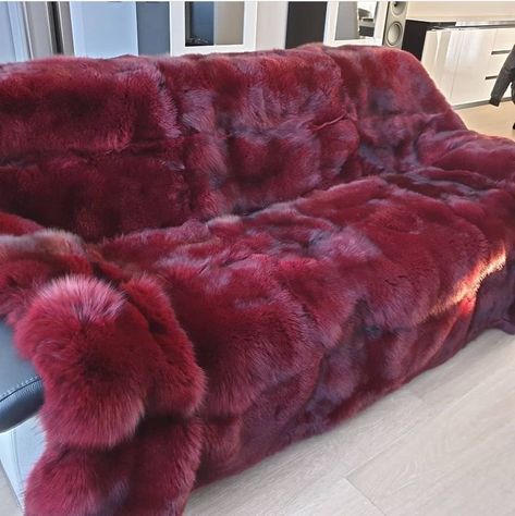 Fur Wall, Fluffy Rugs, 20k Followers, Dream Apartment, House Room, Room Inspiration Bedroom, Room Ideas Bedroom, Dream Decor, Dream House Decor