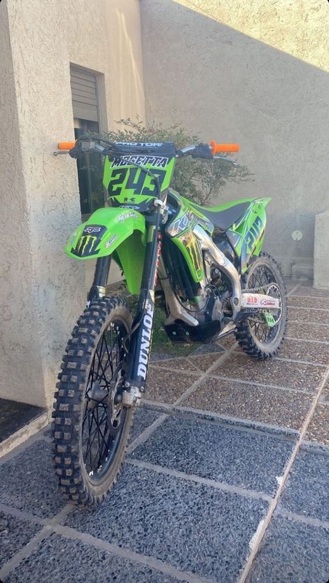 Cactus Jack Wallpaper, Yamaha Dirt Bikes, Motocross Love, Image Moto, Moto Car, Iphone Wallpaper Ios, Bike Pic, Moto Cross, Dirt Bike