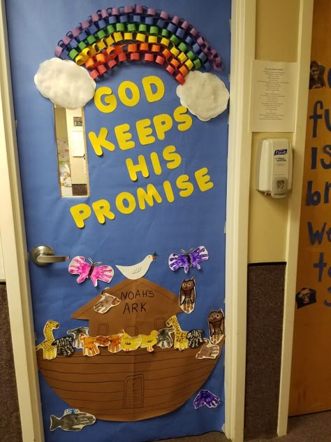 Noah's Ark door decor for my Christian daycare classroom door... Animals are the hands of my children in my class... Toddler Classroom Decorations, Noahs Ark Decorations, Sunday School Room Decor, Sunday School Classroom Decor, Classroom Door Decorations, Toddler Sunday School, Noahs Ark Theme, Christian Classroom, Noah Ark