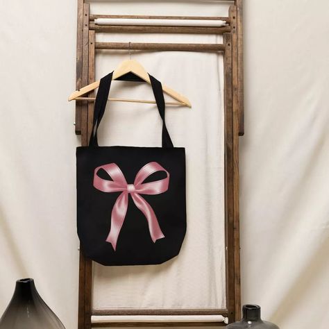 🎀 Bow Totes 🎀 🏷️: Bow Tote [ Price range: ₹399-₹499 ] 💌 COMMENT BELOW TO GET A FREE ₹100 OF DISCOUNT CODE WITH FREE SHIPPING 💌 why shop? - fits your coquette aesthetic✨ - it has a zipper ✨ - fulfills your pinterest needs ✨ - it has long handles for better durability ✨ - double stitched ✨ - it can carry upto 10kgs of weight ✨ - 100% cotton; sustainable & eco-friendly ✨ get yours now from our website from the link in bio or visit toandfromthemoon.com on your browser 🌙 if you have any requ... Bow Tote Bag, March 30, Glitter Bow, Price Range, Dream Hair, Get Yours Now, Long Handles, Discount Code, The Moon