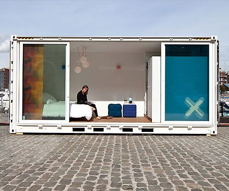 A luxury hotel room in a 20-foot container http://www.aluxurytravelblog.com/2013/06/03/a-luxury-hotel-room-in-a-20-foot-container/ Container Hotel, Shipping Container Architecture, Shipping Containers For Sale, Container Conversions, Container Cabin, Hotel Exterior, Luxury Hotel Room, Eco Architecture, Hotel Concept