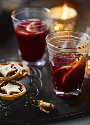 A holiday staple, this mulled wine can be given an extra kick by adding a glass of sherry or brandy before serving Mary Berry Christmas, Mulled White Wine, Christmas Mulled Wine, Homemade Mulled Wine, Mary Berry Cooks, Mulled Wine Recipe, Diy Stamps, Mary Berry Recipe, Berry Punch