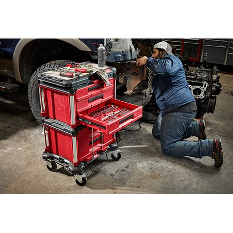 MILWAUKEE® PACKOUT™ 3-Drawer Tool Box | Milwaukee Tool Milwaukee Tool Box, Milwaukee Packout, Stanley Tools, Mechanics Tool Set, Tool Cart, Painting Ceiling Fans, Milwaukee Tools, Utility Cart, Modular Storage