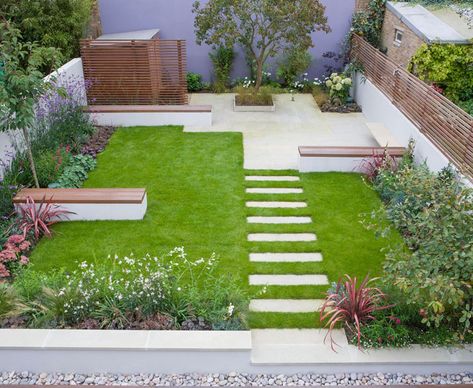 A wide view from the first floor of this house in Twickenham, South London, shows the whole garden with the lawn separating two seating areas and some staggered benches. The stepping stones through are the link tying in the whole design. Chelsea Garden, London Garden, Modern Garden Design, Contemporary Garden, Outdoor Gardens Design, Small Garden Design, Small Backyard Design, Back Garden, Small Gardens